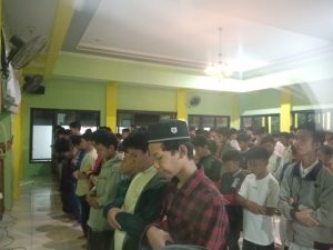 Sholat Tahajud Berjamaah