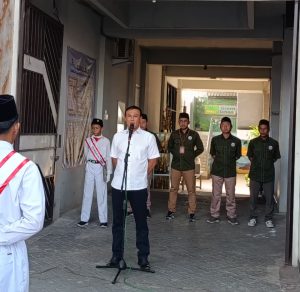 Pembina Upacara AKP Sugeng Irianto, S.H
