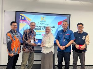 Kunjungan ke UNIMY Malaysia