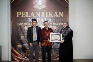 Penghargaan untuk almarhum Drs Hariyoso