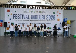 Penampilan siswa istimewa dalam Festival Inklusi di UM